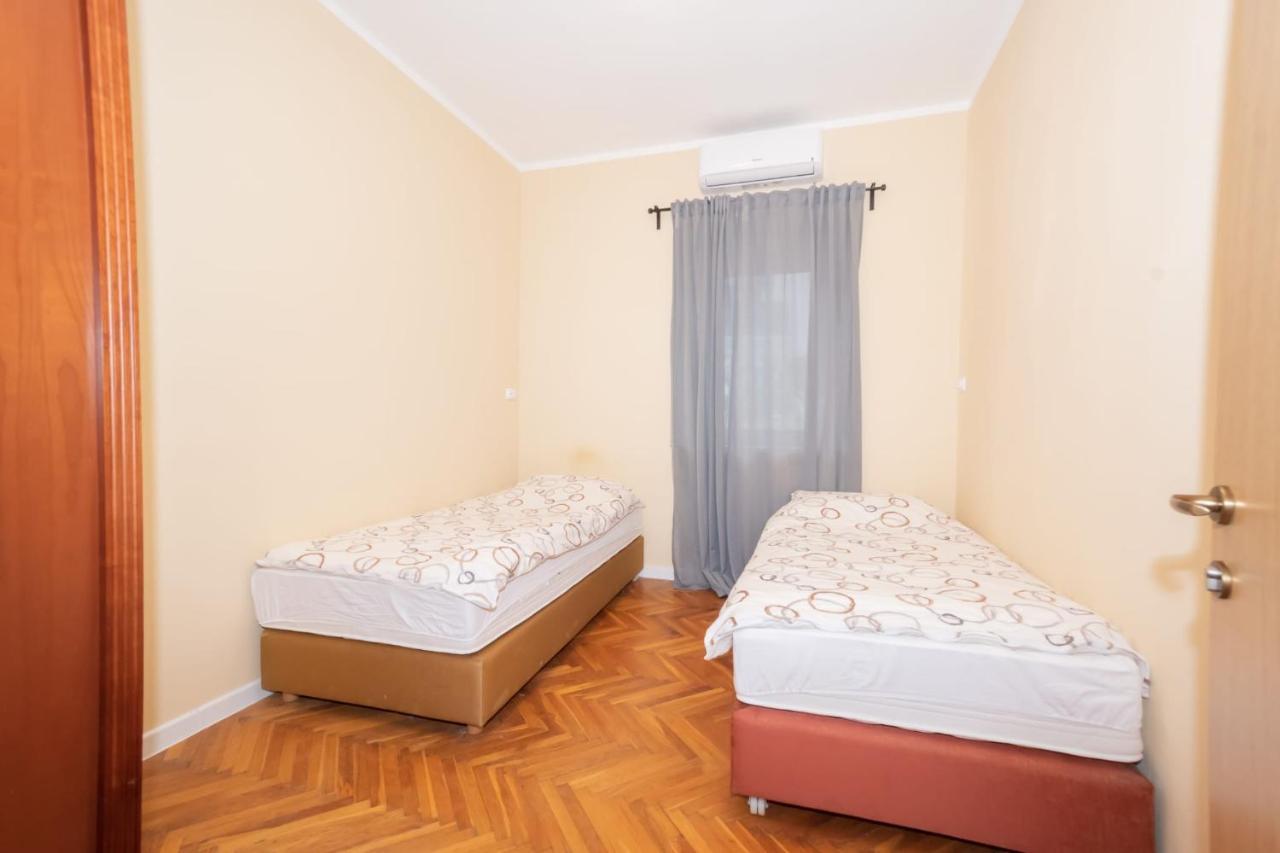 Hostel Old School Rijeka Eksteriør bilde